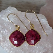 Ruby corundum cushion silver gold plated earring